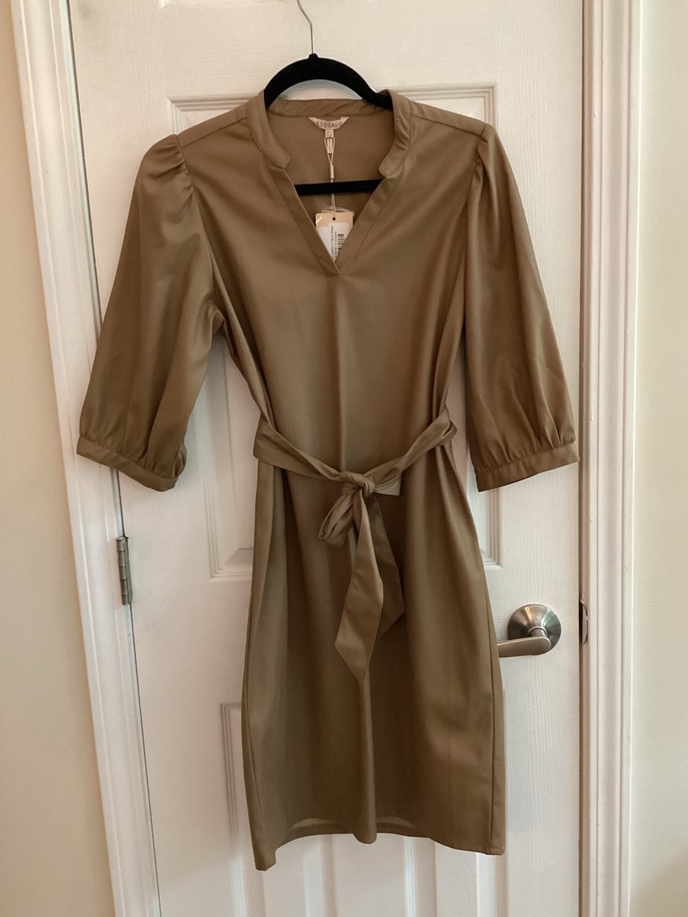 ESQUALO Sand Brown Faux Leather V Neck Belted Dress Size 4 NWT